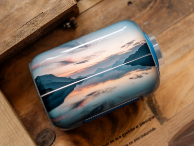 Comment fabriquer des pochettes photo en plastique recyclé qui passent au lave‑vaisselle et protègent vos polaroïds